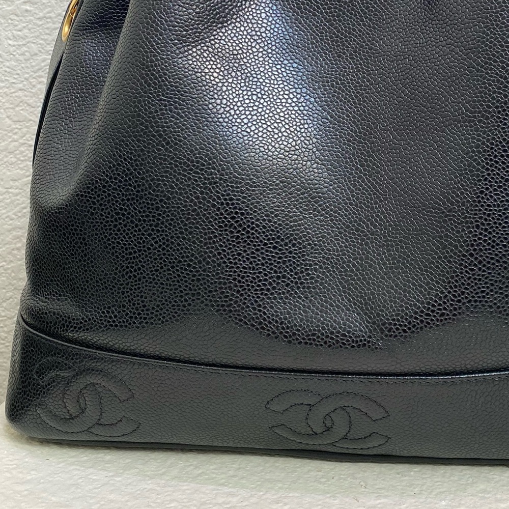 Chanel Bucket Bag VINTAGE 24k HW - Picture 6 of 9